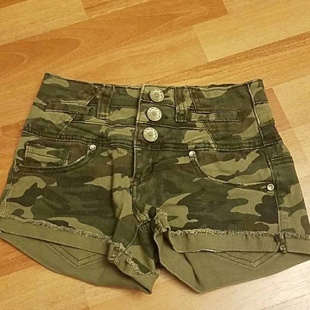 high waisted short shorts